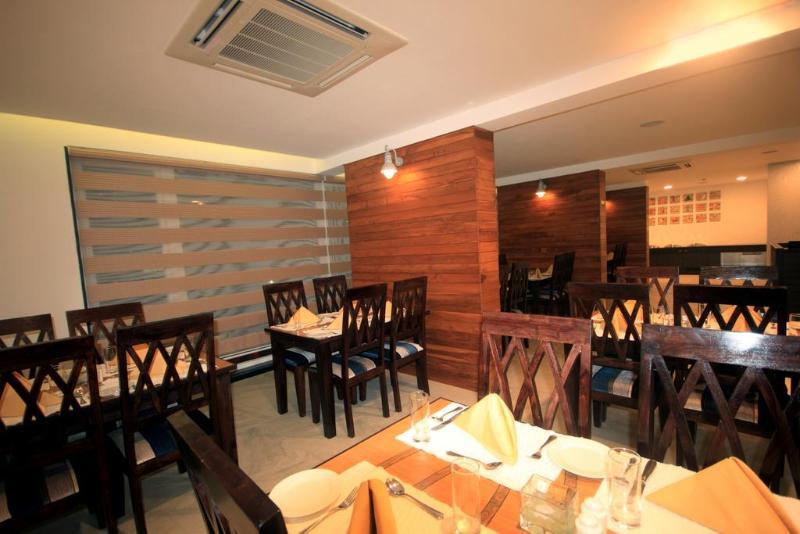 The Fern Residency, Miramar Hotell Panaji Eksteriør bilde