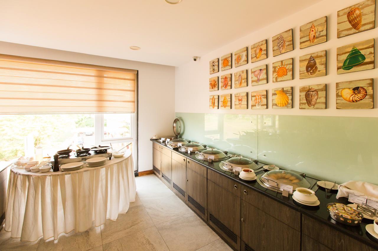 The Fern Residency, Miramar Hotell Panaji Eksteriør bilde