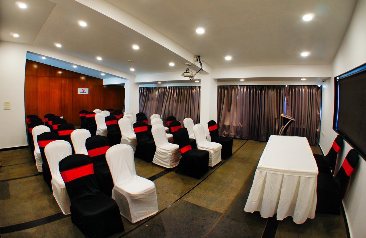 The Fern Residency, Miramar Hotell Panaji Eksteriør bilde